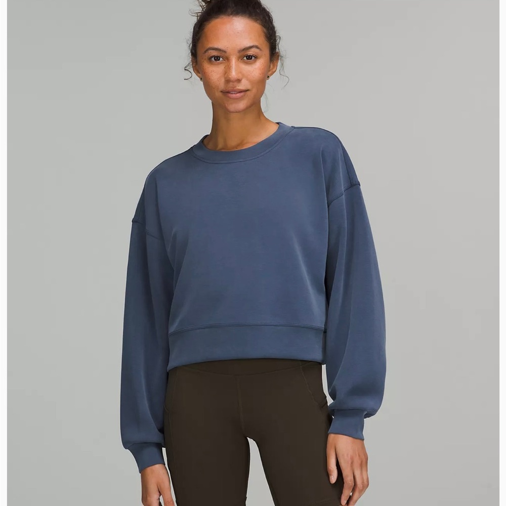 Perfectly Oversized Cropped Crew 
Softstreme